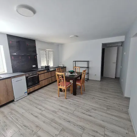 Apartment Apartament Lux
